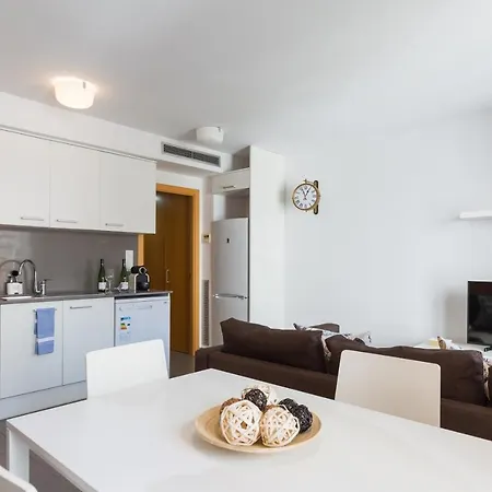 Cornellalux 2 Apartamento